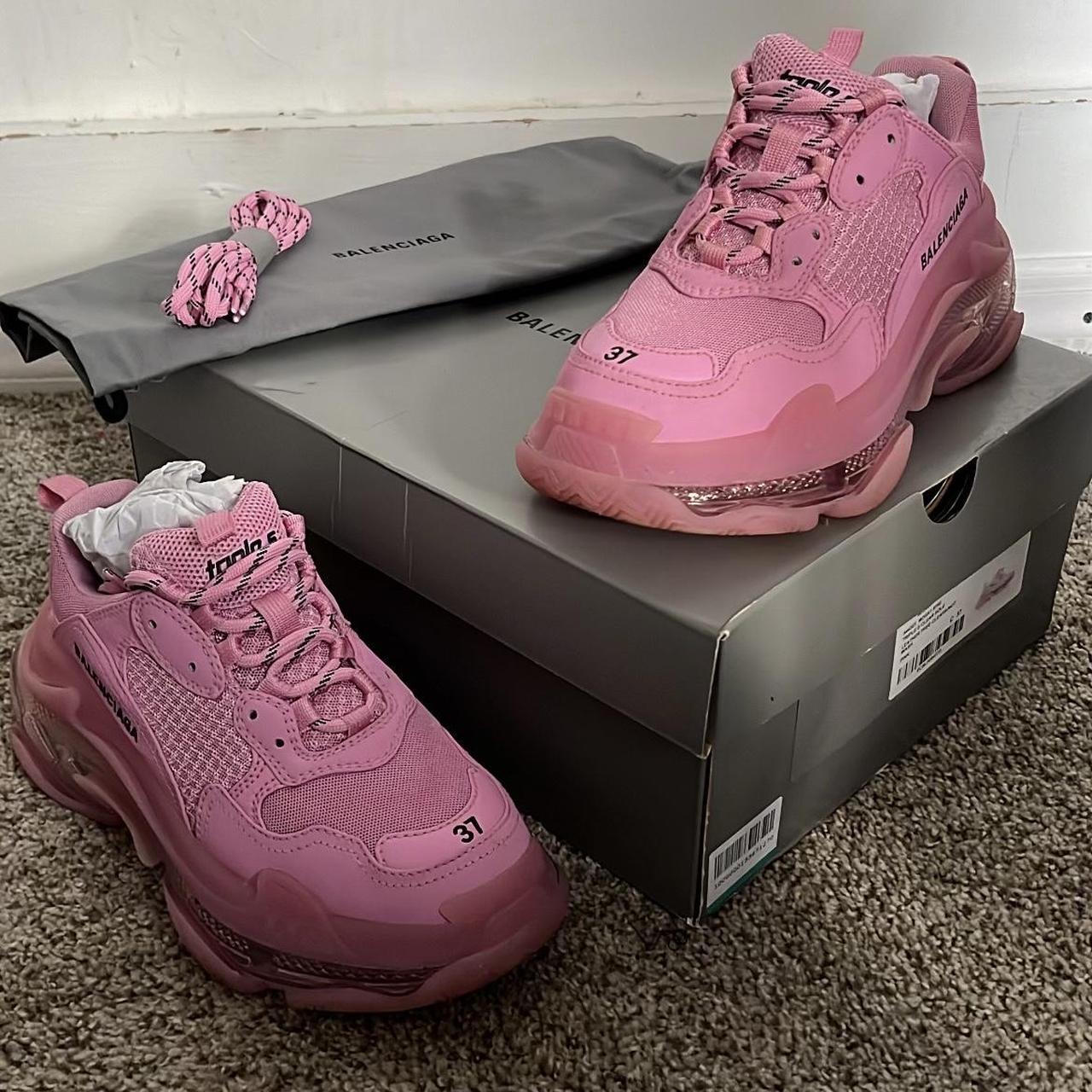 Pink triple s balenciaga best sale