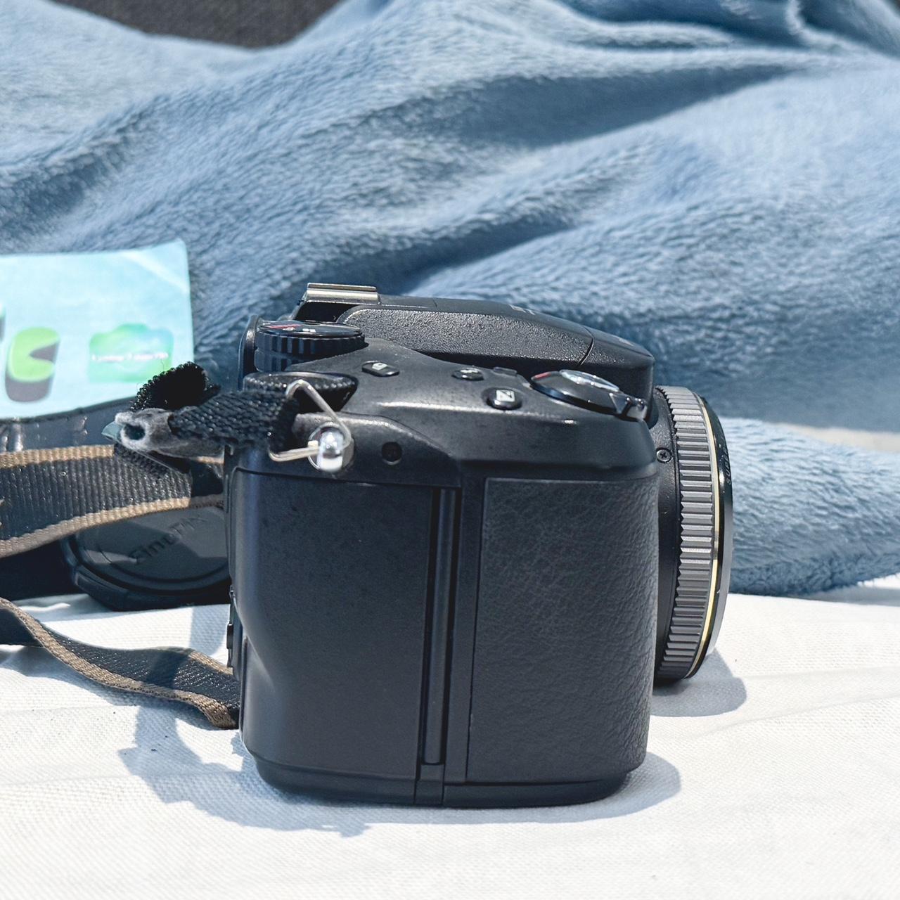 Fujifilm FinePix S7000 Overview The Fujifilm | Depop
