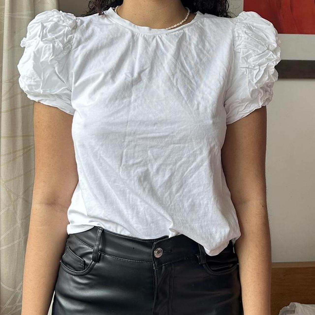 White t shirt wit puffy sleeves ZARA SIZE