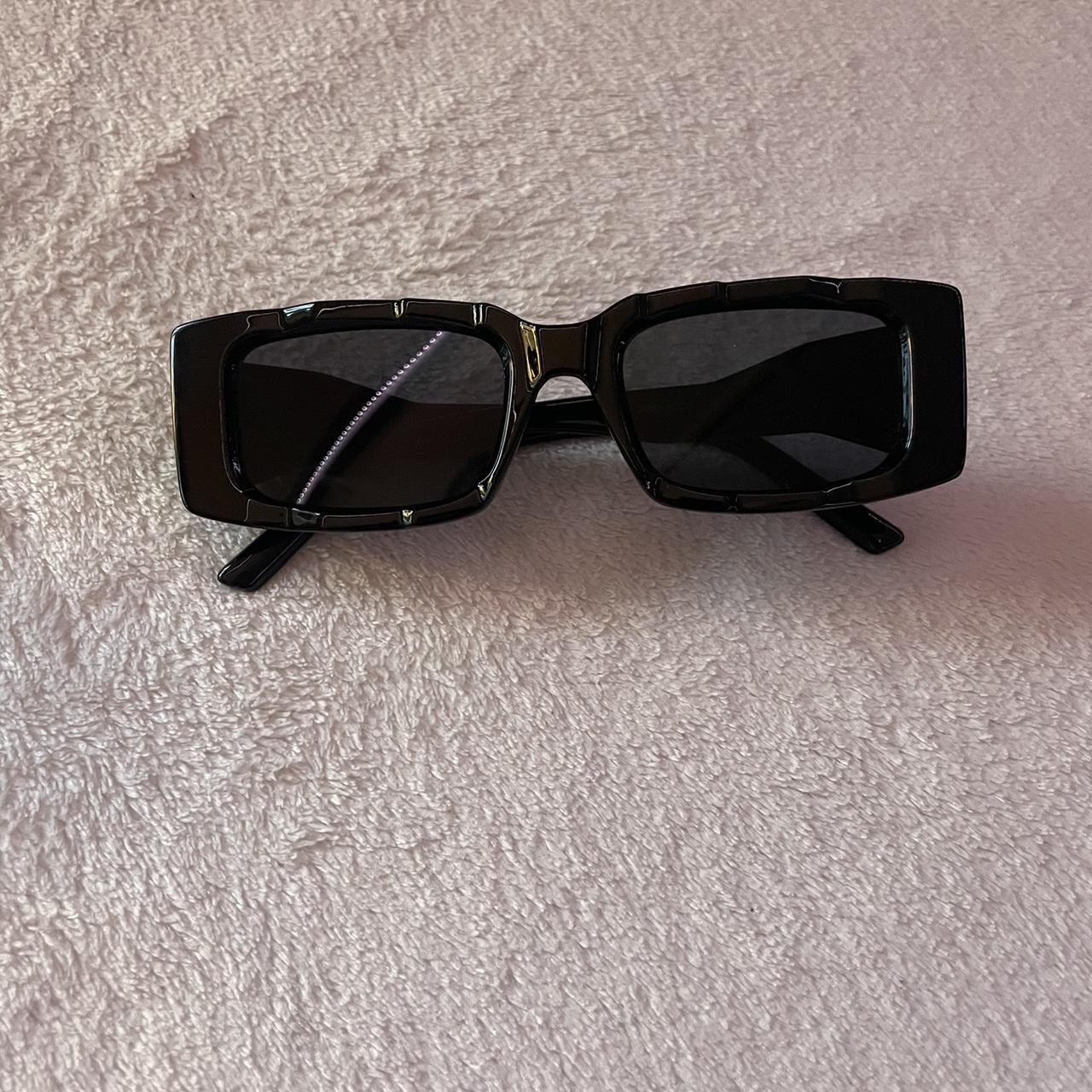 SHEIN black sunglasses never worn - Depop