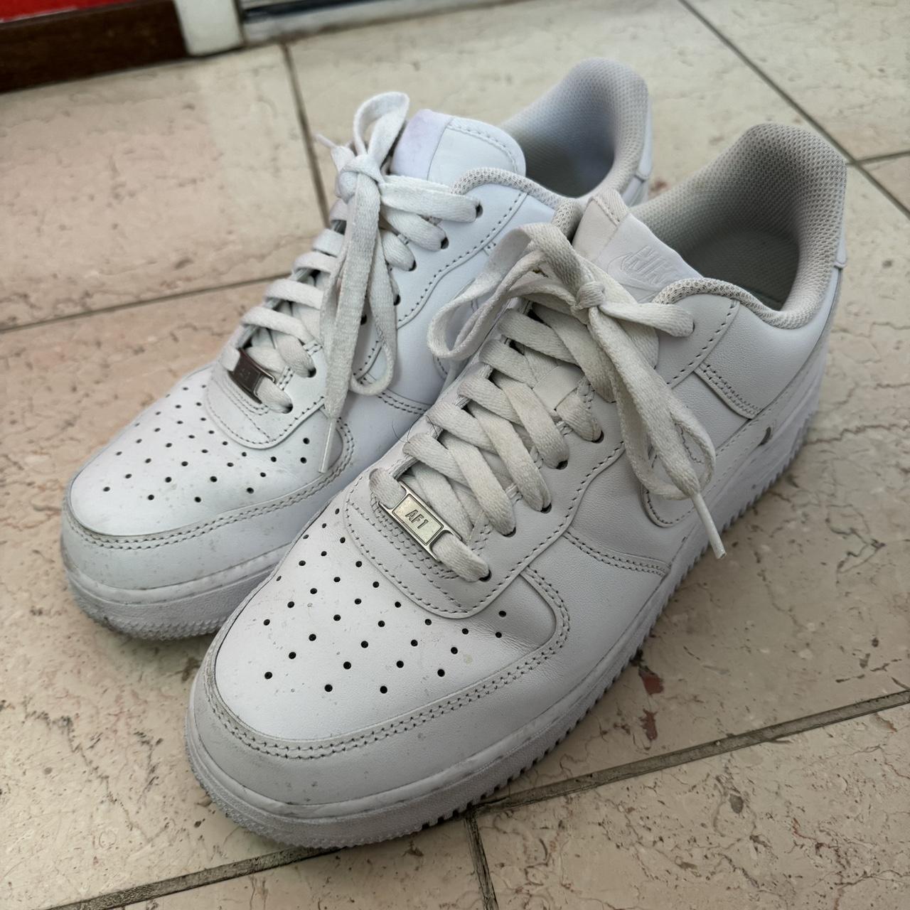 NEW WORN store Nike Air Force 1