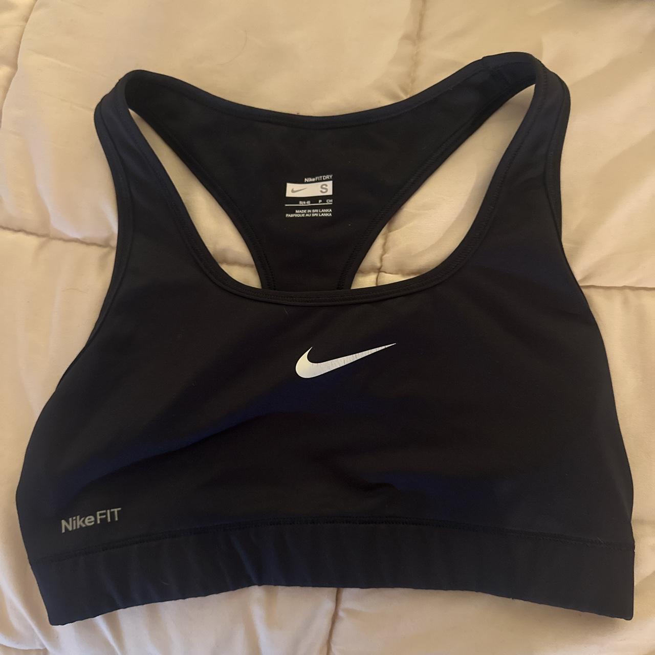 NIKE SPORTS BRA - really good used condition - size - Depop
