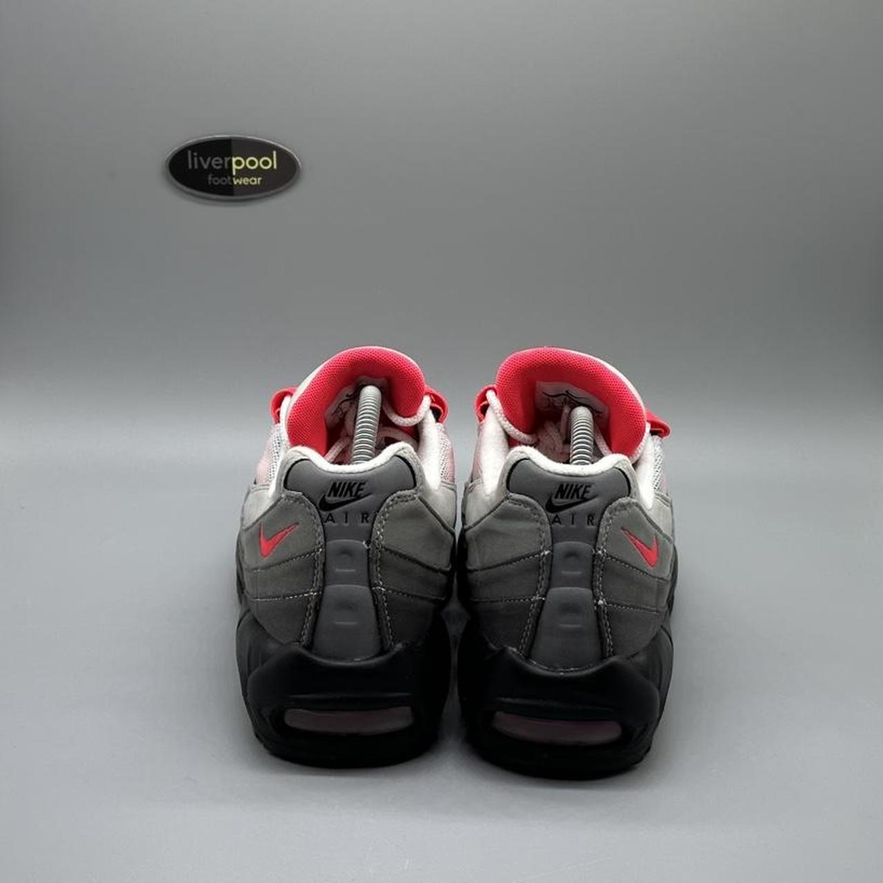 lfc nike men's air max 95