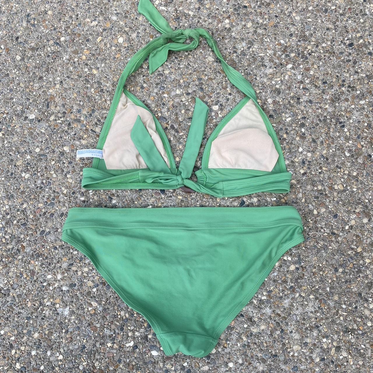 Gap Women's Green Bikinis-and-tankini-sets | Depop