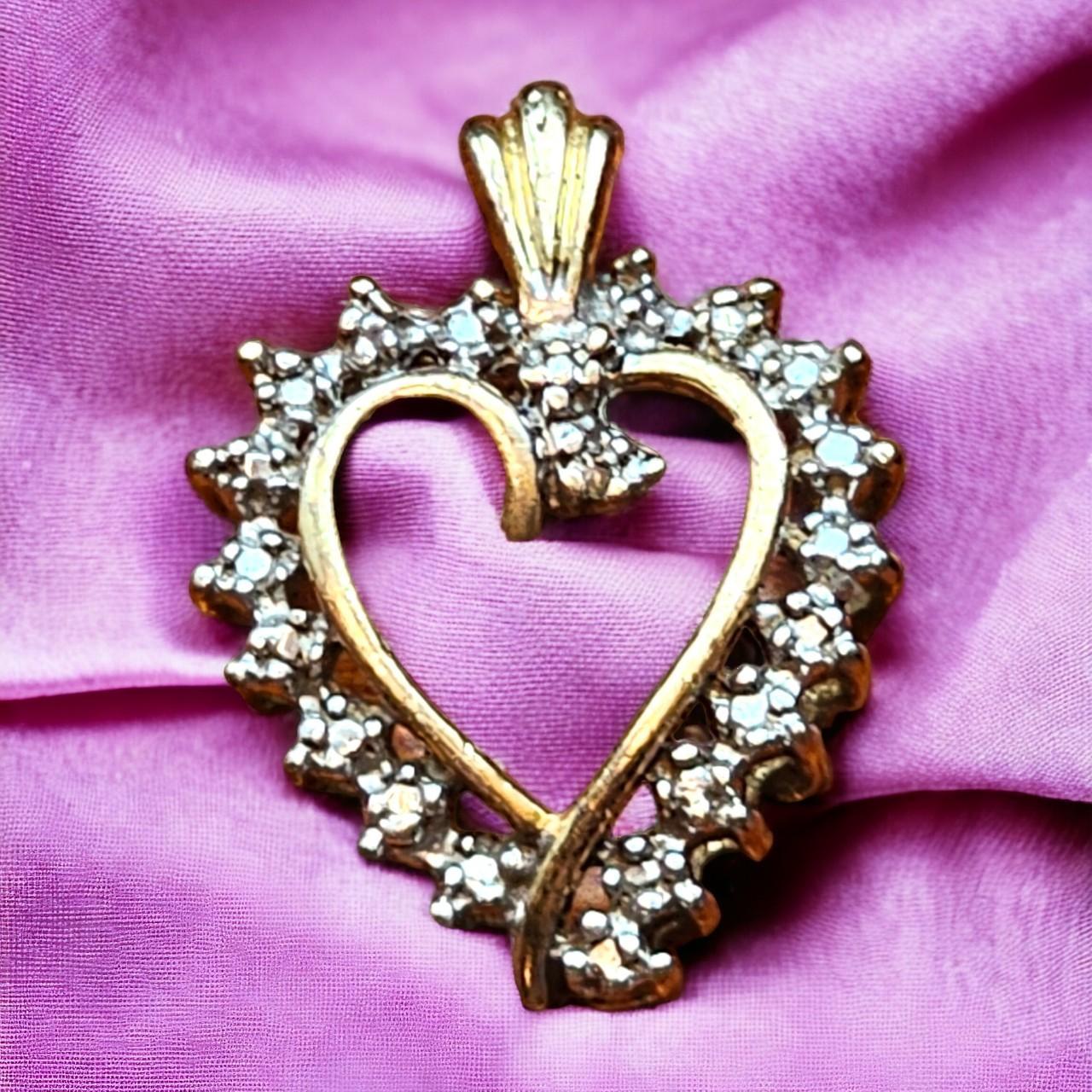 10k gold and diamond heart orders pendant