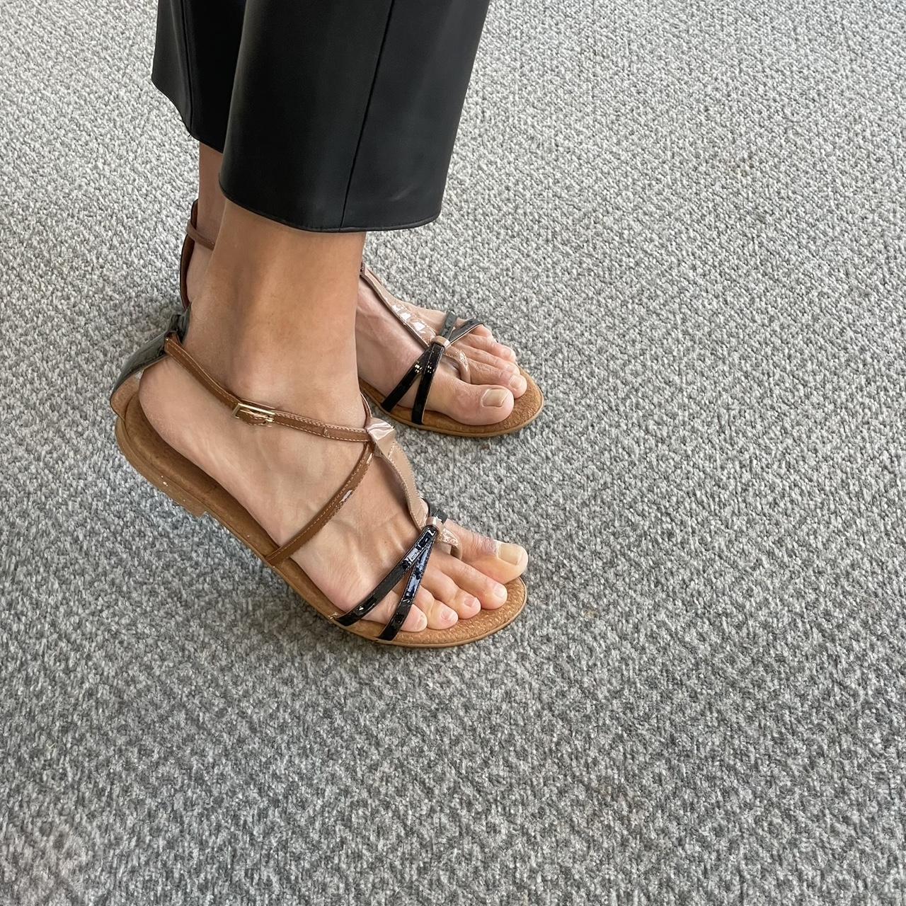 hobbs tan sandals