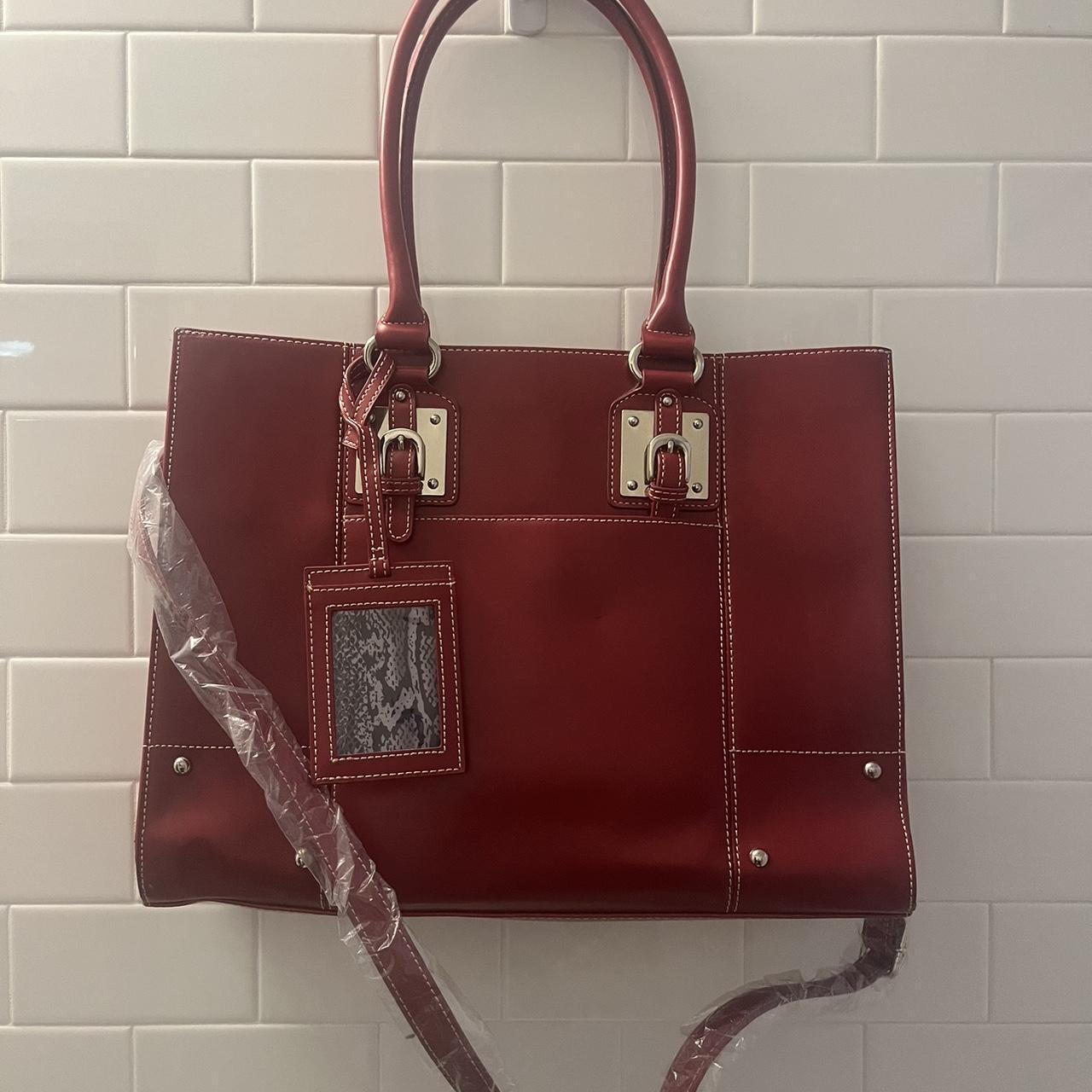 Orders Wilson's leather red purse