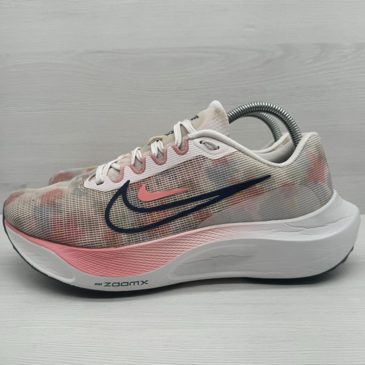 Nike zoom fly floral hotsell