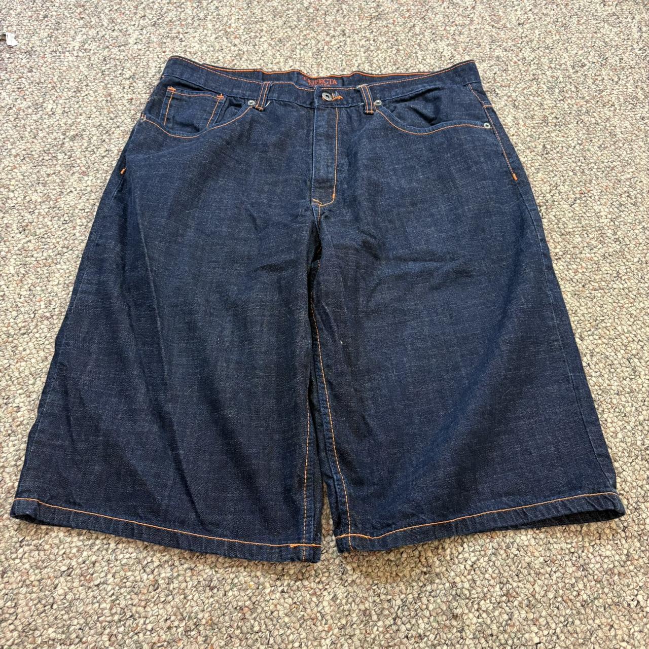 item listed by tapethrifts