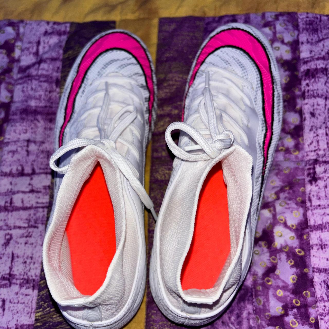 womens soccer cleats size 8