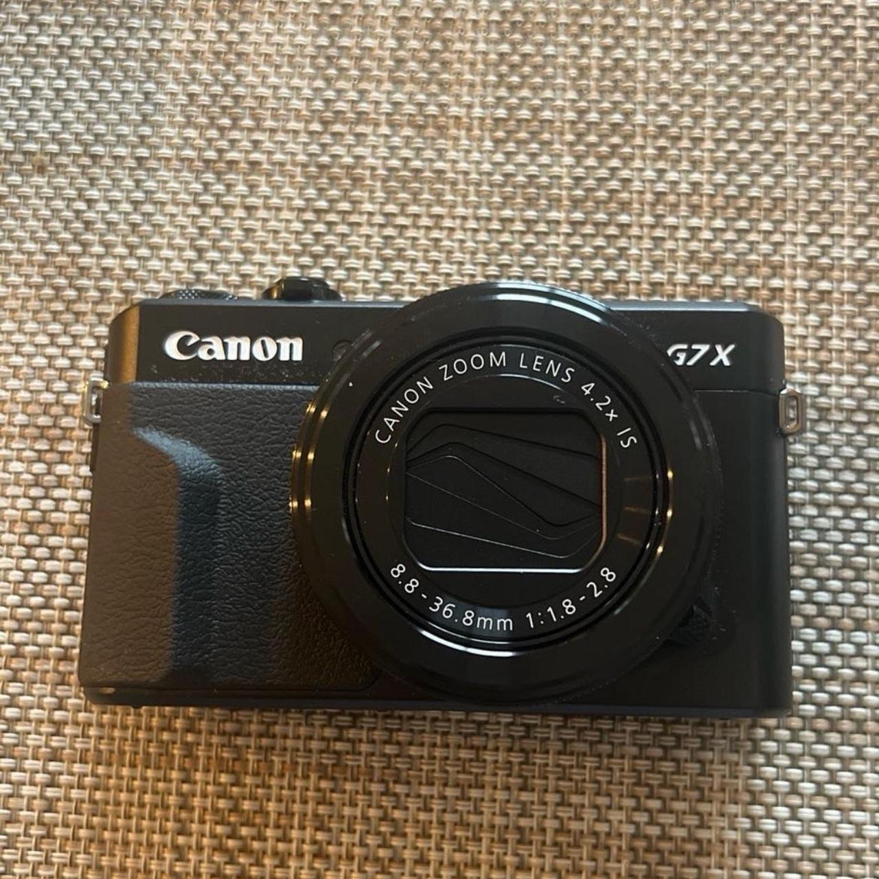 Canon G7x Mark II - Depop