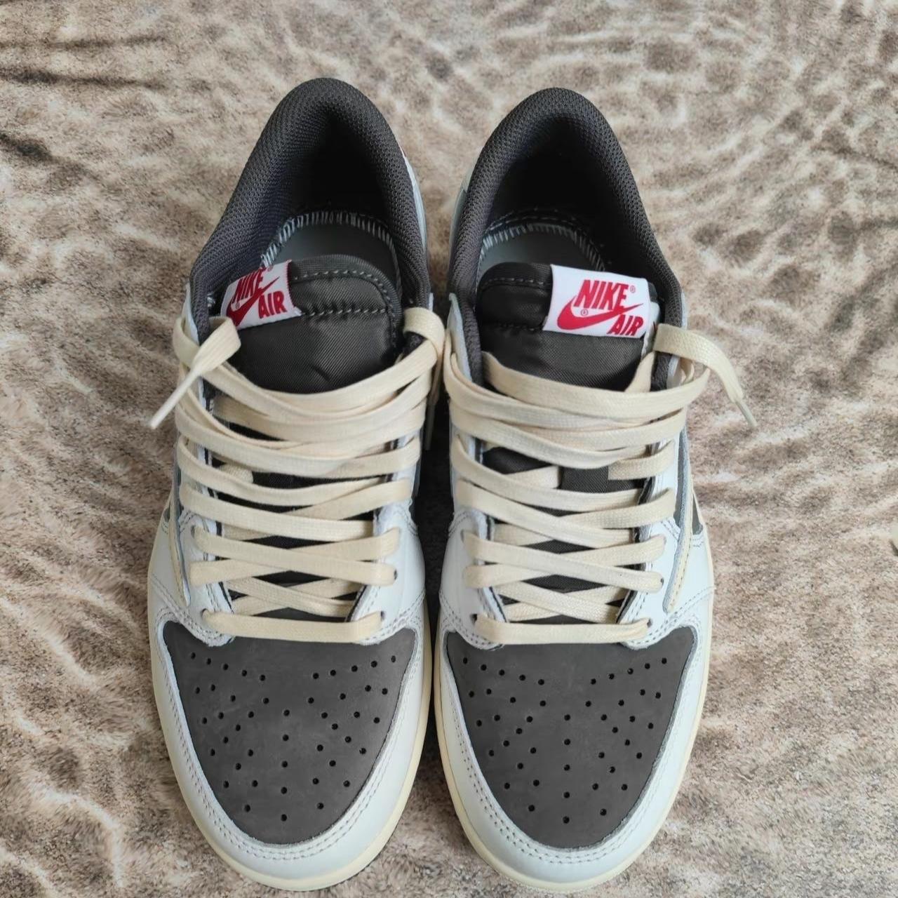 Travis Scott x Air Jordan 1 Low OG SP Travis Scott x Air Jordan 1 Low OG SP