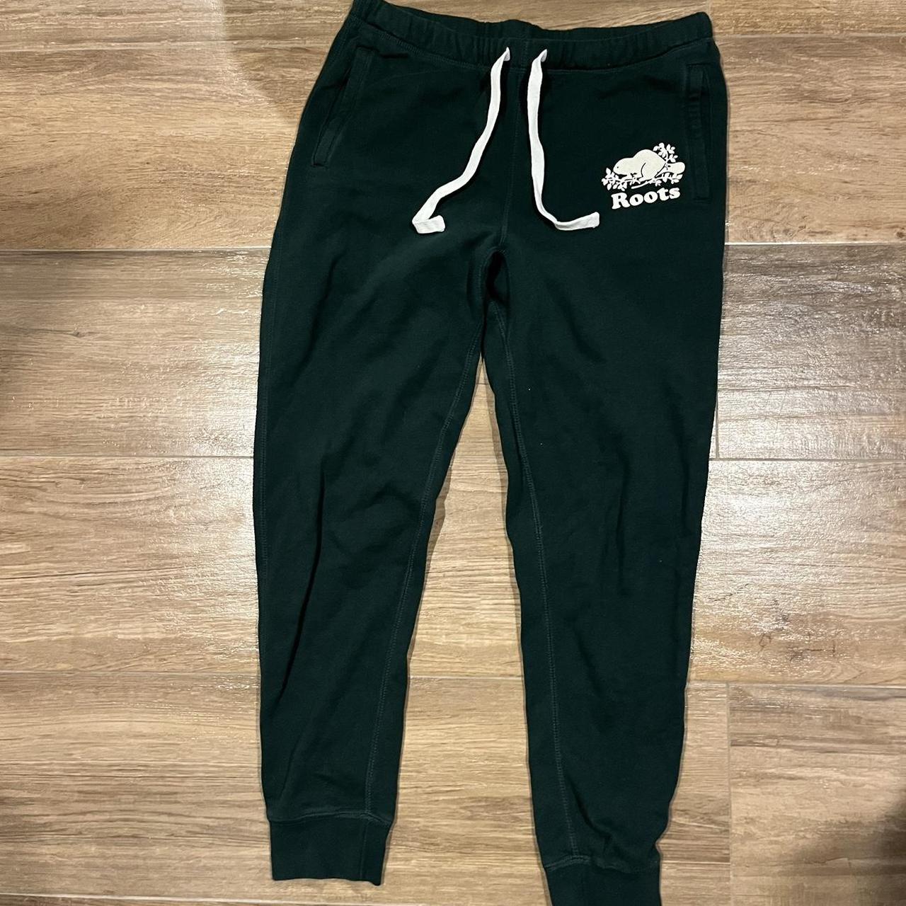 Roots dark green joggers super comfy and warm Worn