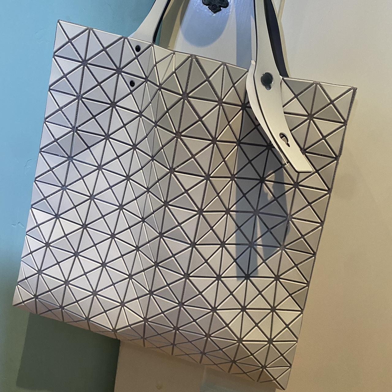未使用 / BAO BAO ISSEY MIYAKE / PRISM FROST BRAND NEW * BAO BAO ISSEY MIYAKE LARGE Prism Frost | Depop