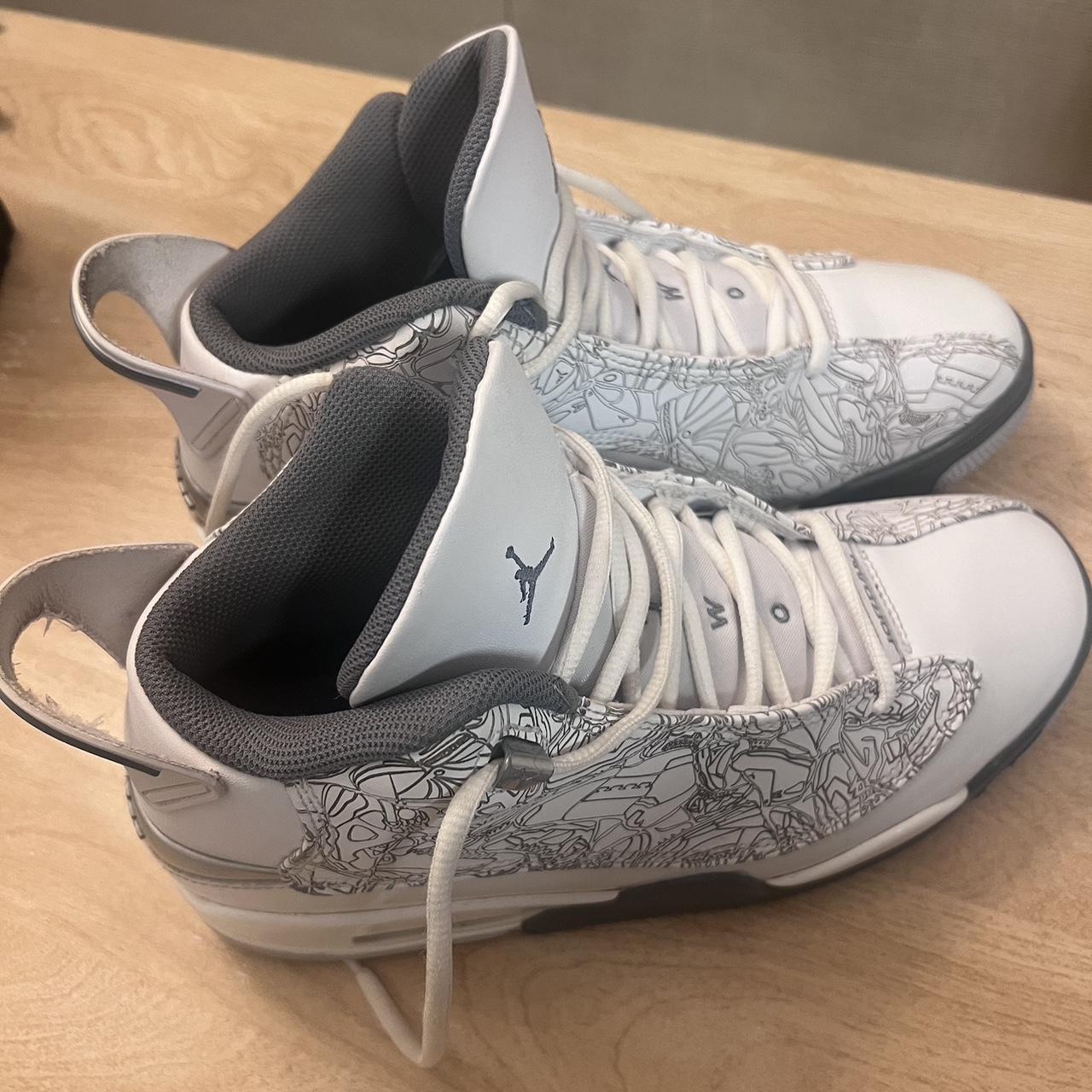 dub zero white and grey