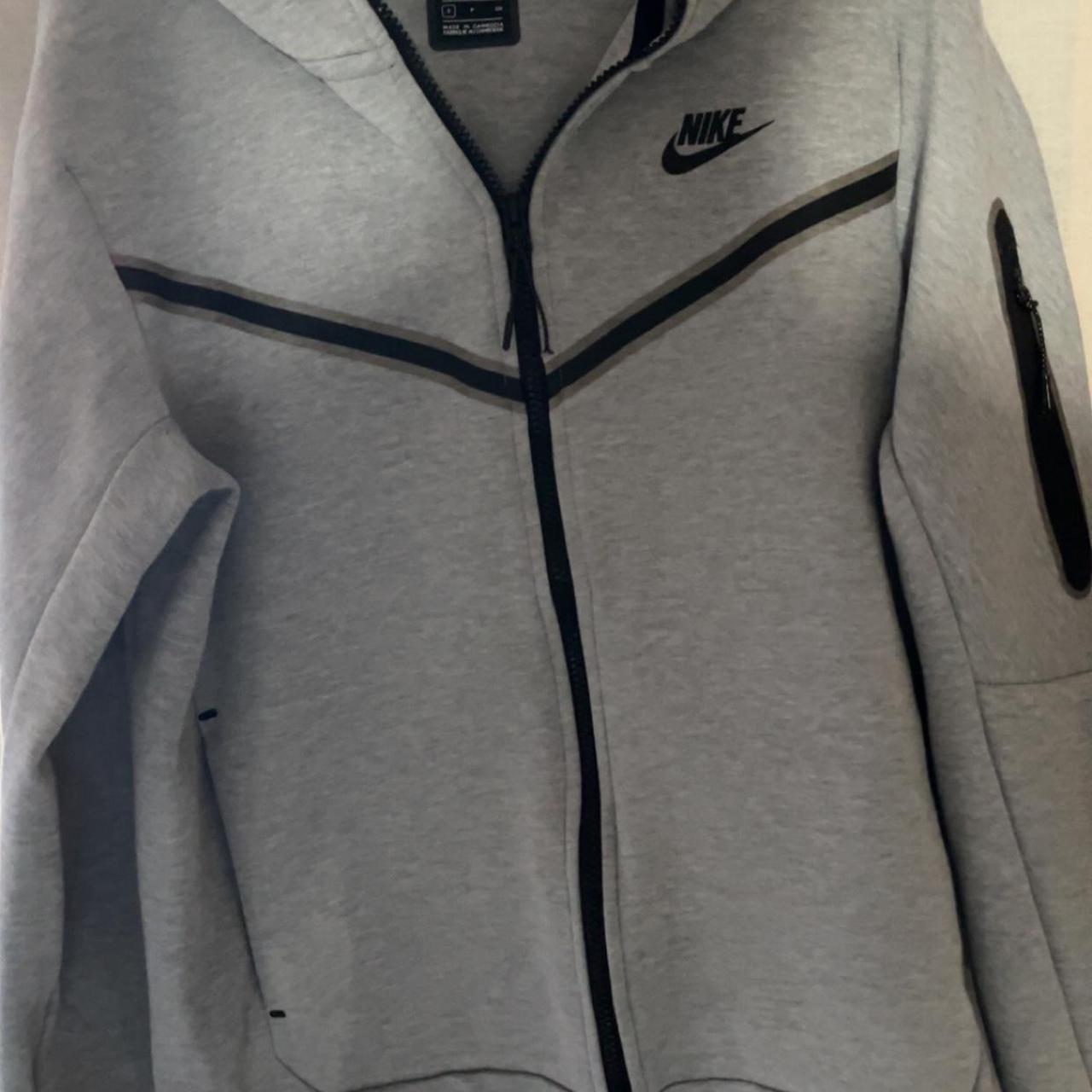 mens grey nike tech fleece tracksuit