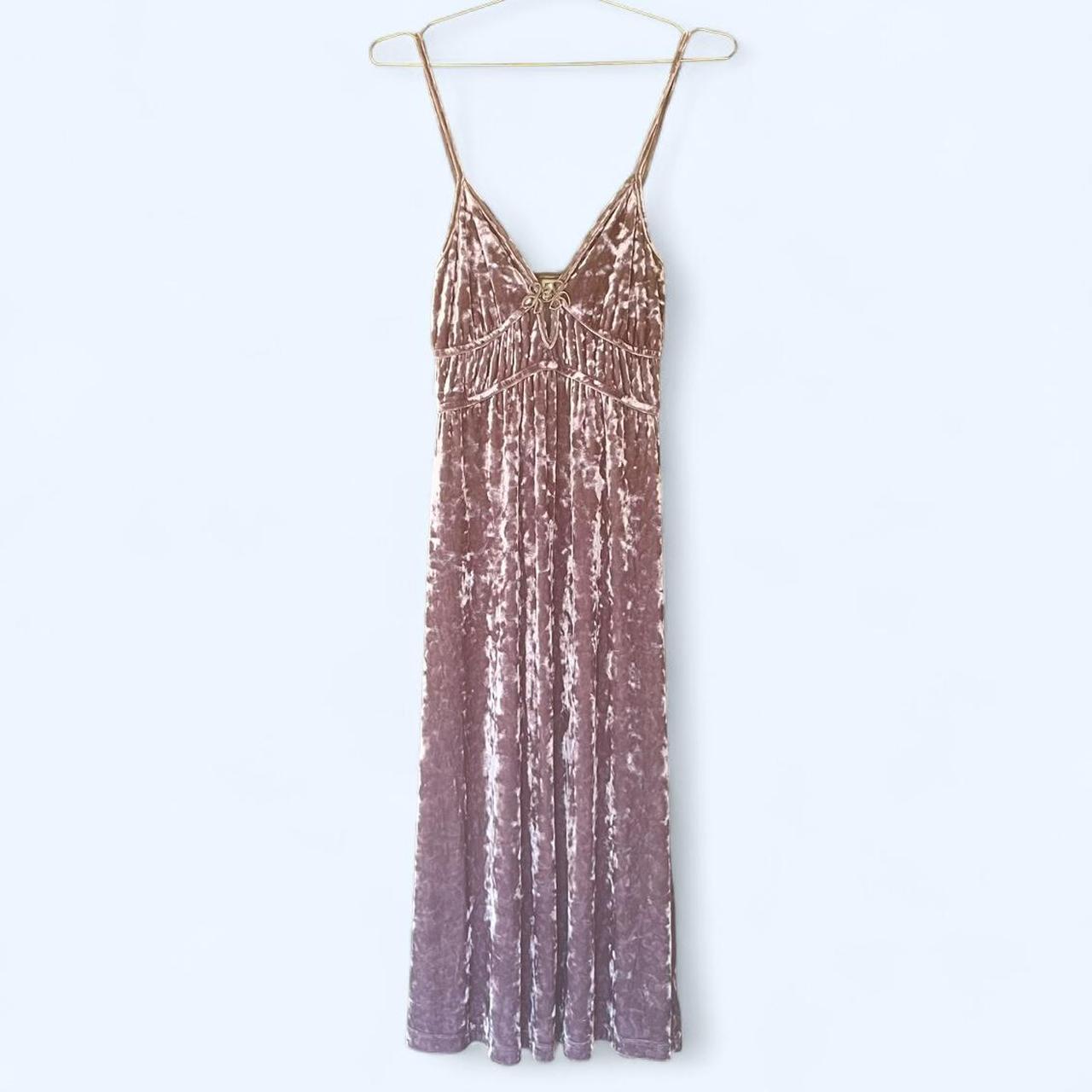 item listed by preciousdecay