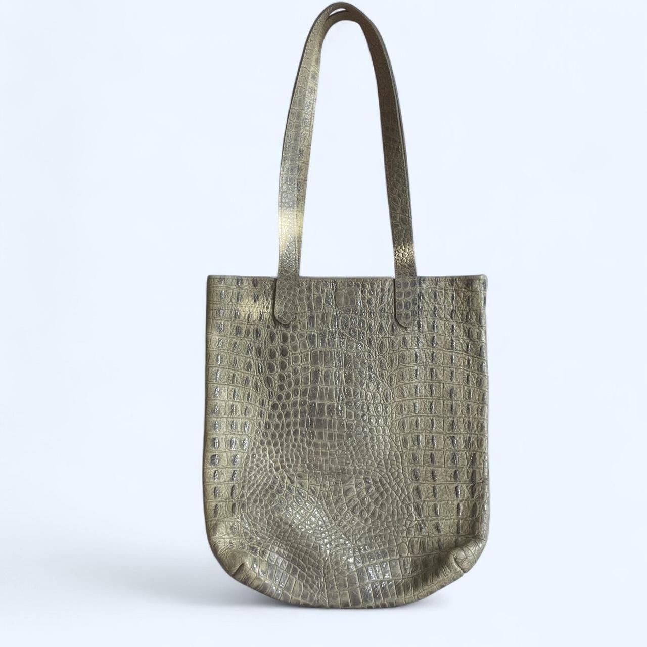 item listed by preciousdecay