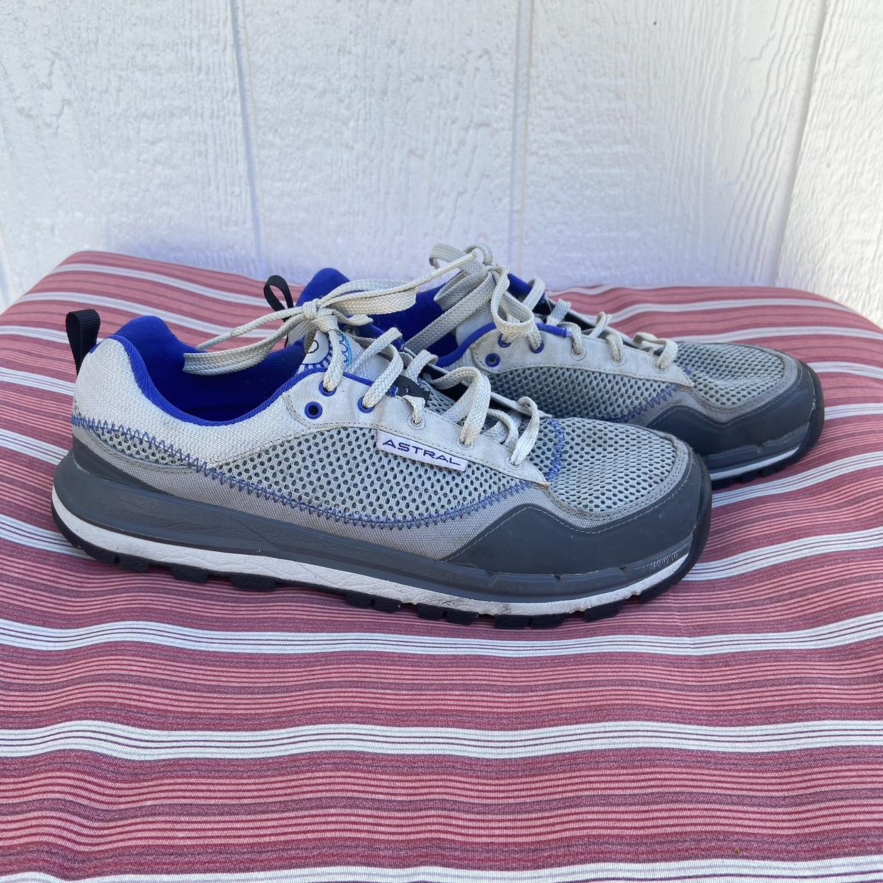 Astral Women's Grey and Navy Trainers (2)
