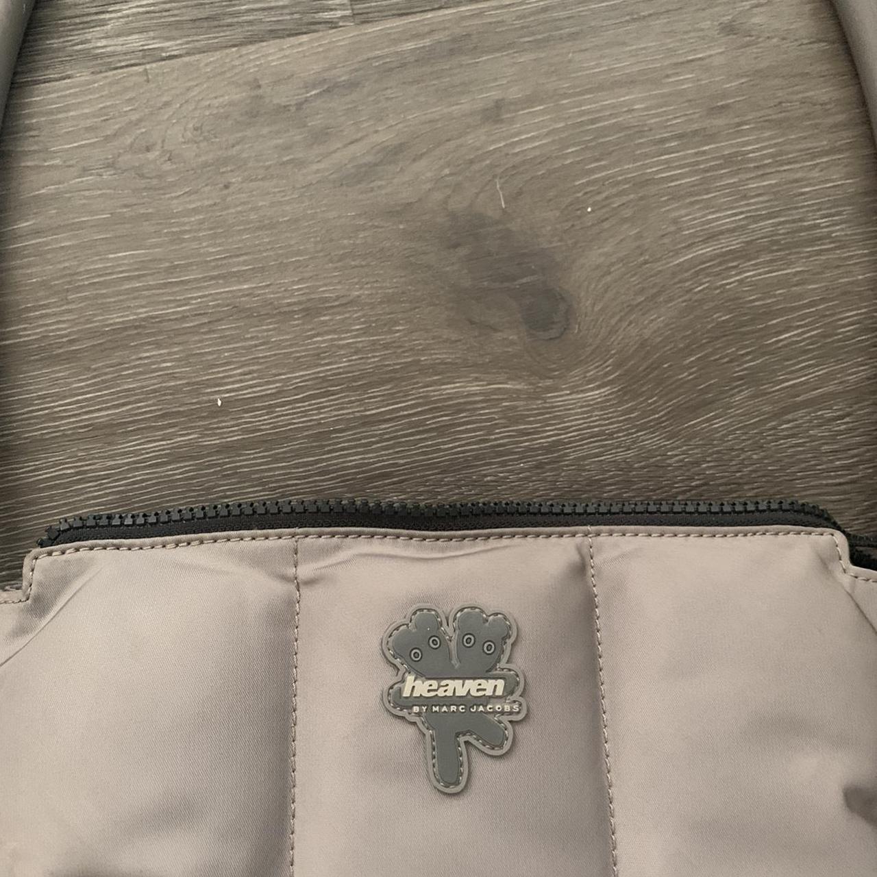 MARC JACOBS HEAVEN BAG Grey puffer shoulder bag... Depop