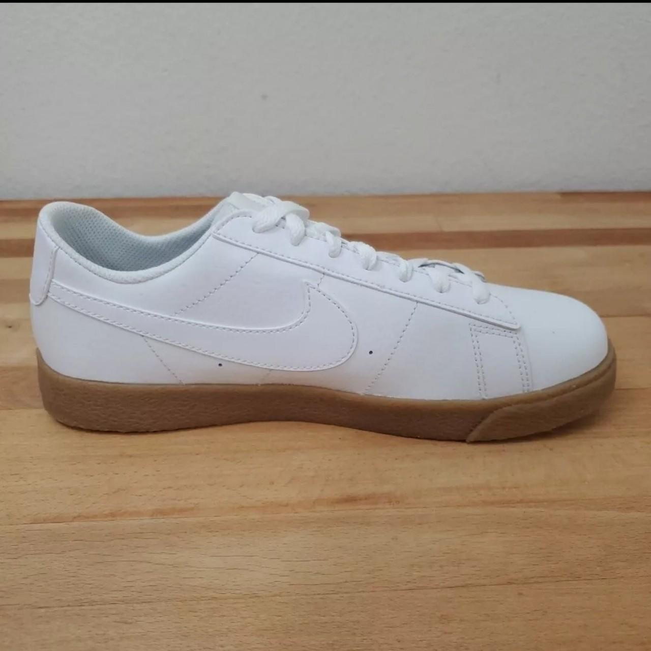 nike blazer low gum sole