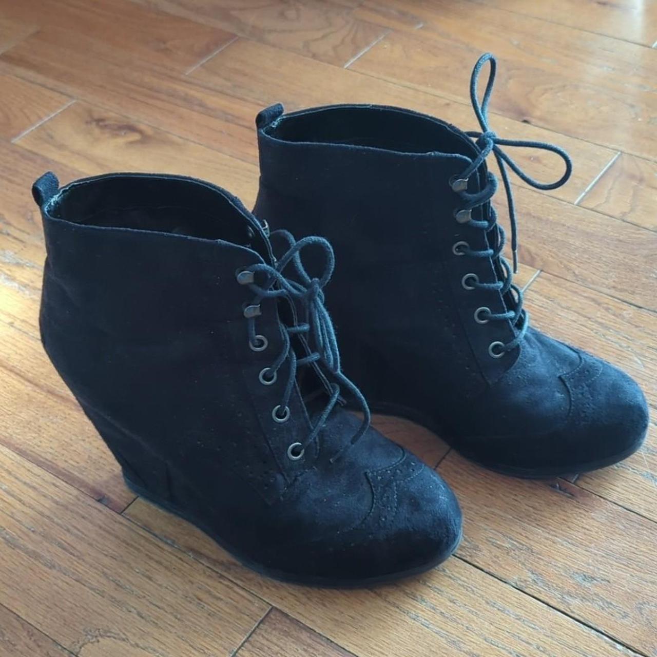 item listed by _lmtd_