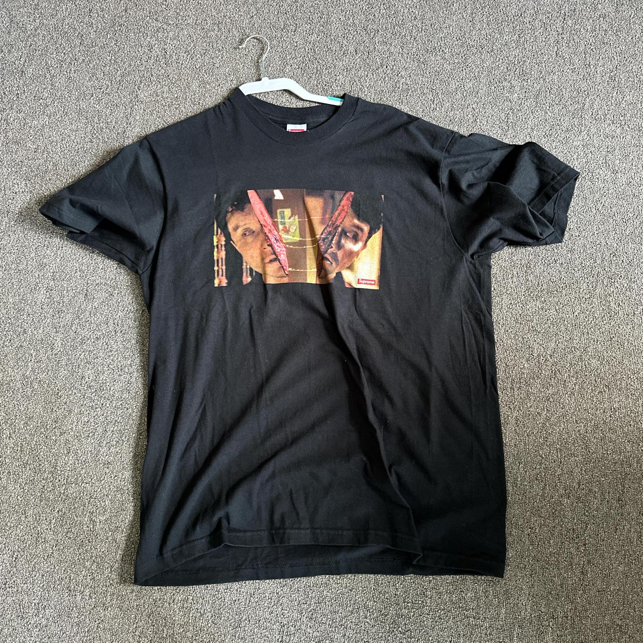 Supreme(シュプリーム) / 20SS/Ichi The Killer Split Tee/殺し屋1/T