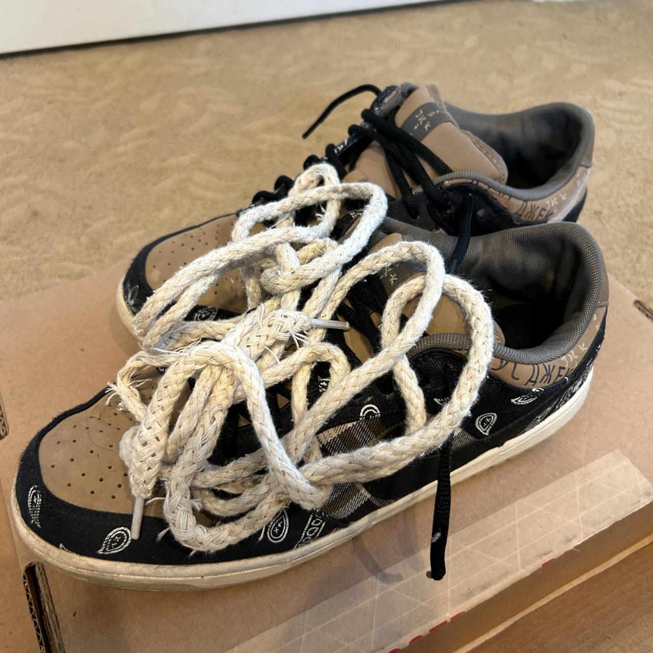 travis scott dunks worn