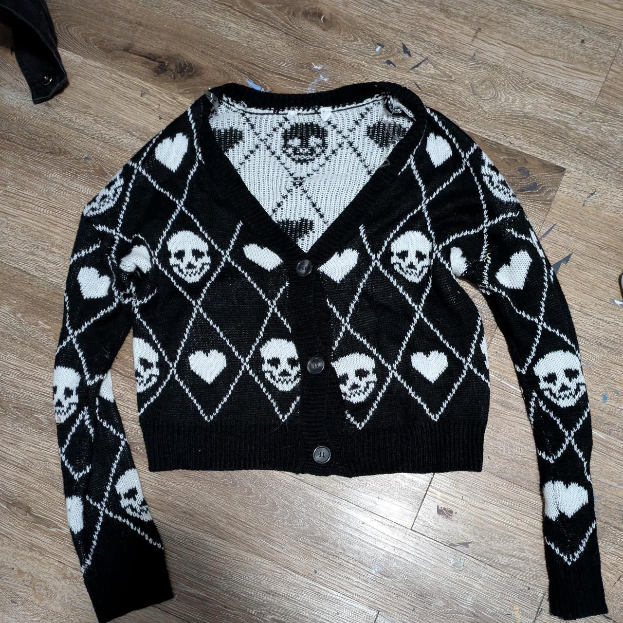 item listed by izzythatperson