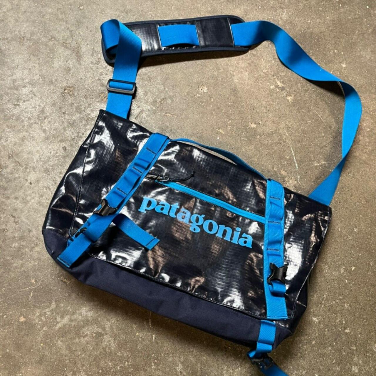 Patagonia messenger bag online