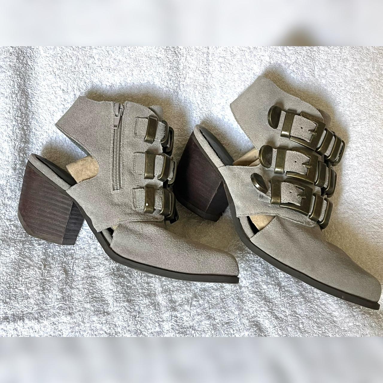 item listed by waffle3