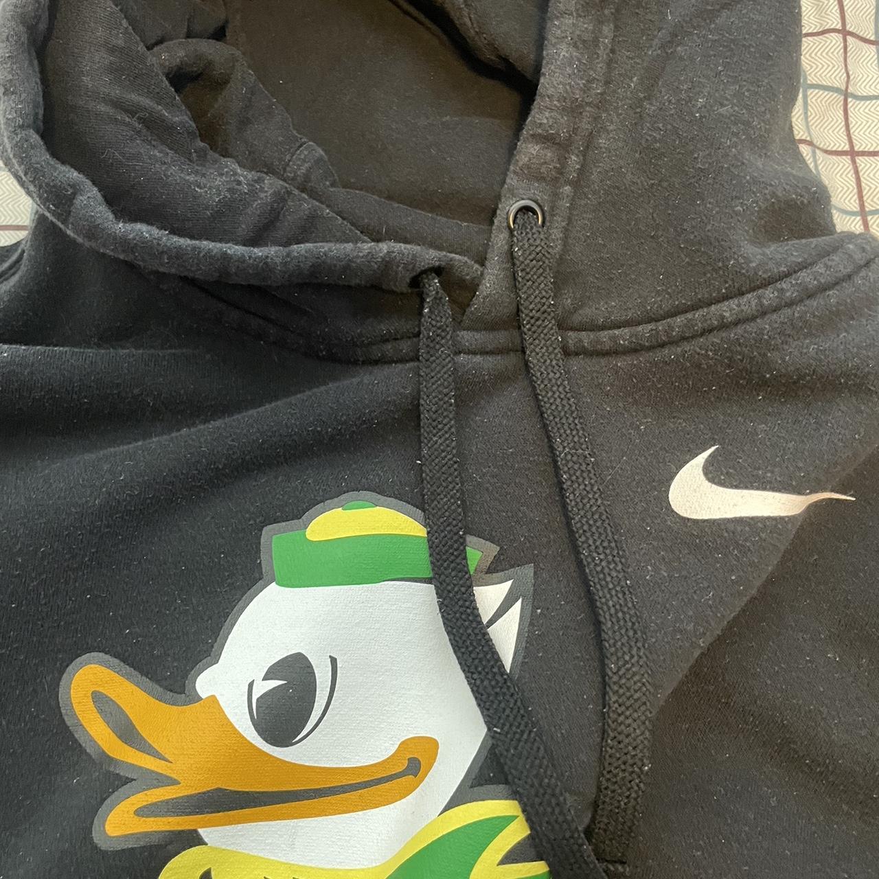 Size medium Nike Oregon Ducks Sweatshirt