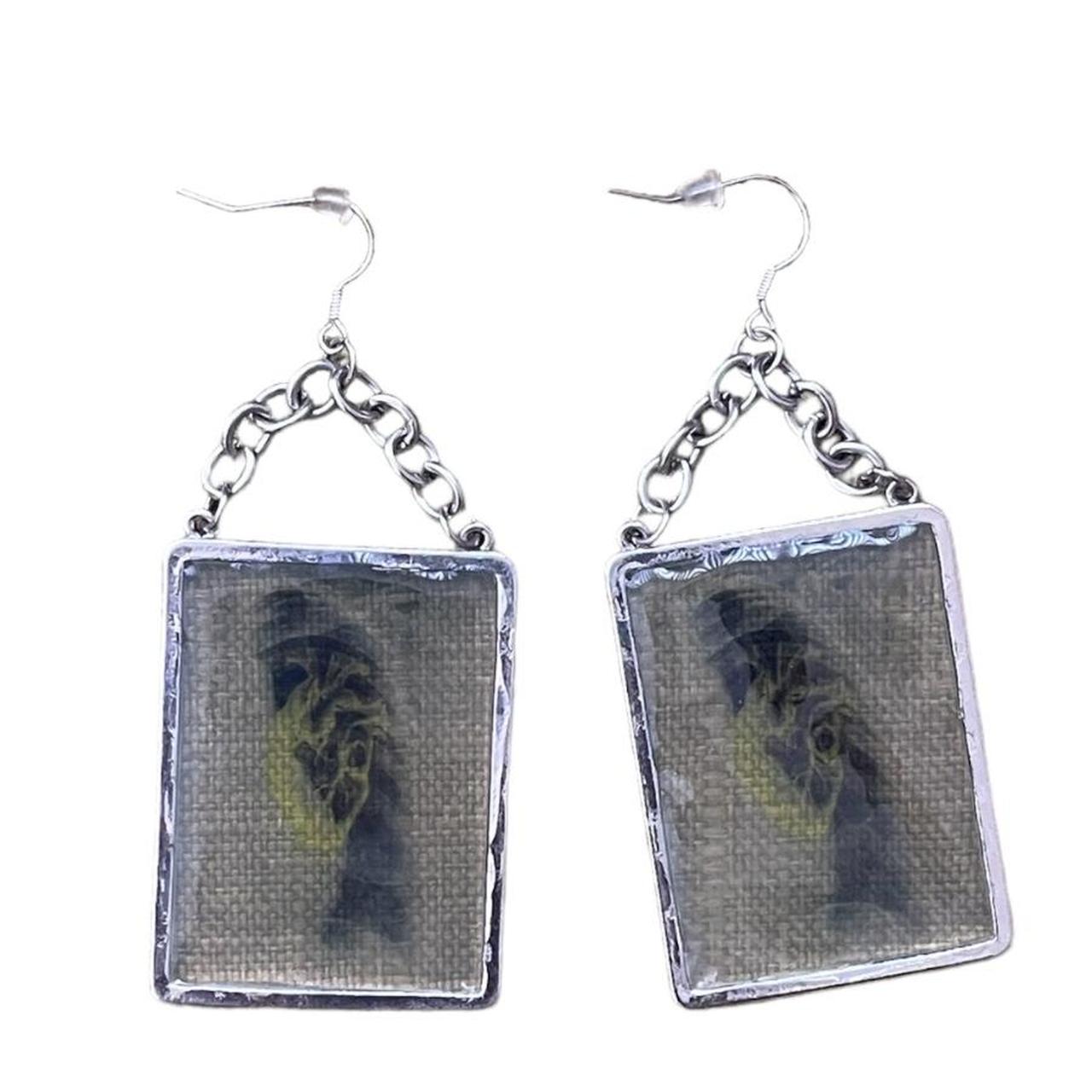 item listed by isalestuff