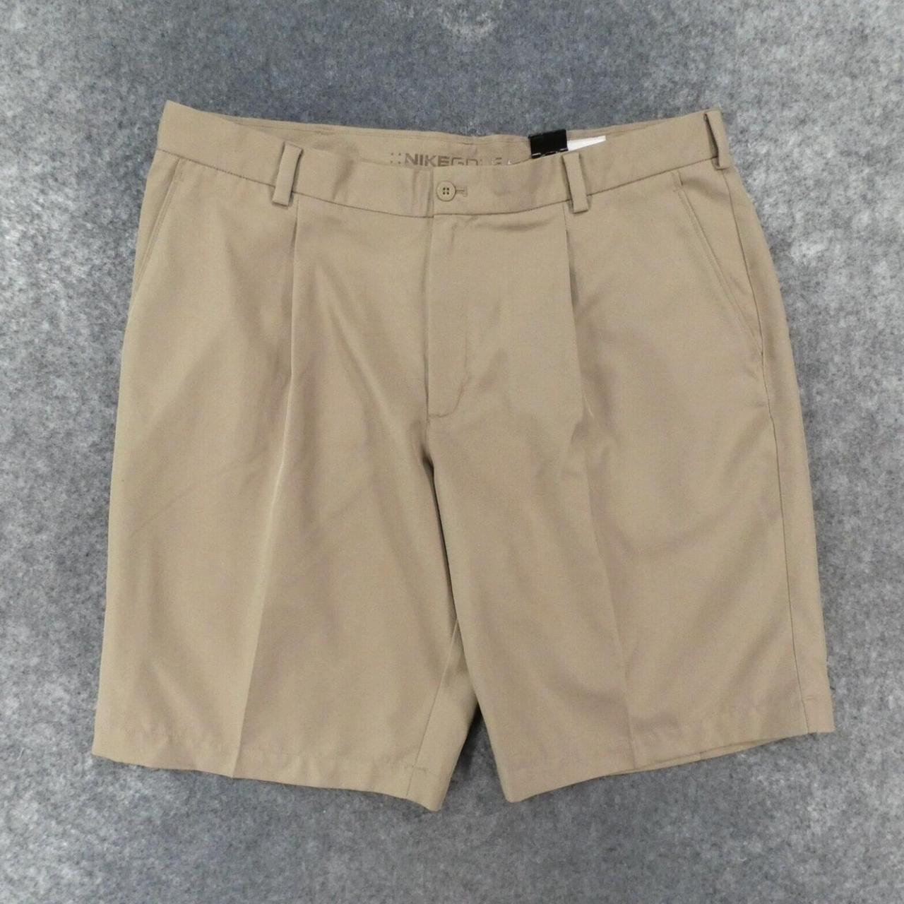 Nike hotsell Tan Golf Shorts 38