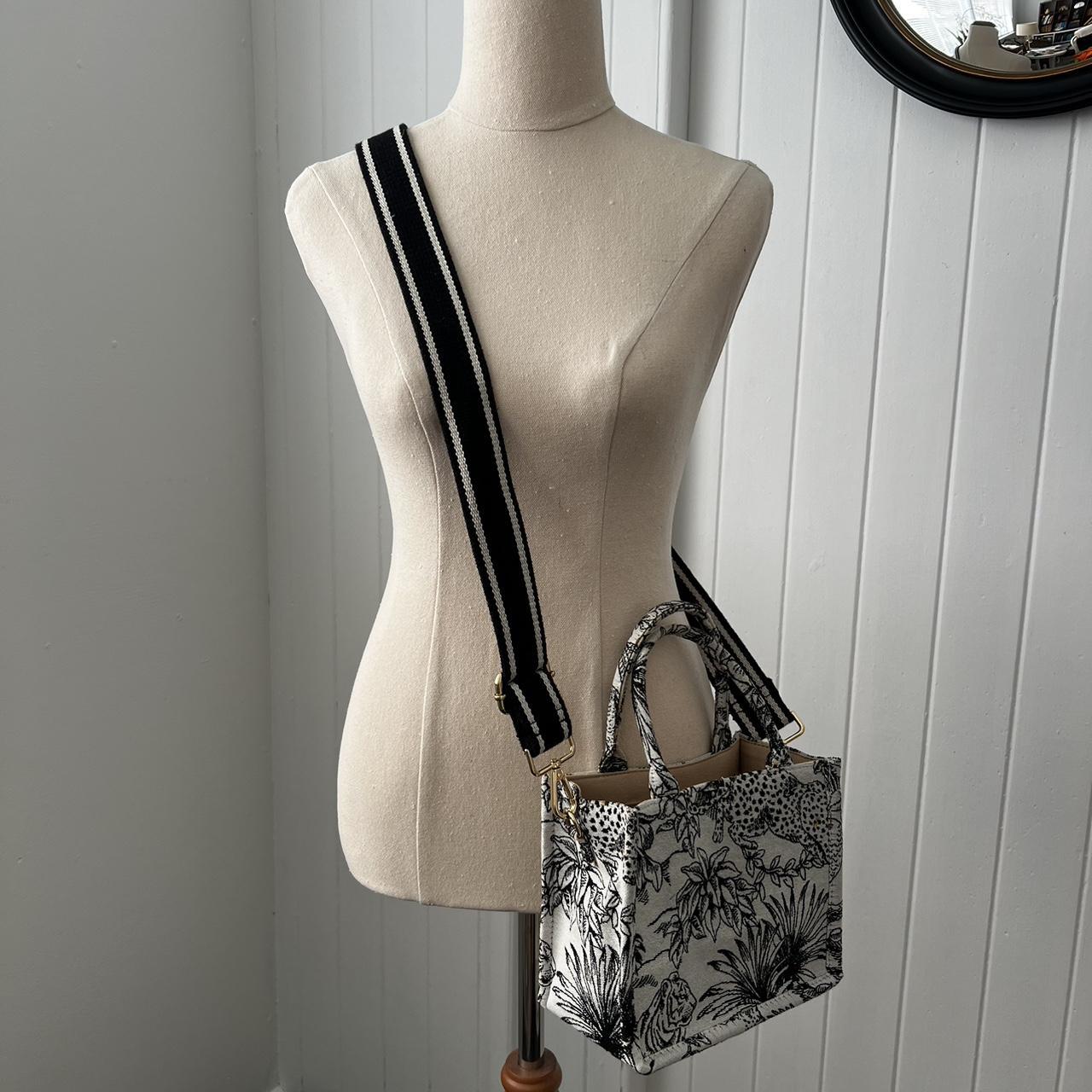 H&M Animal Print Crossbody Bag (with black and Depop