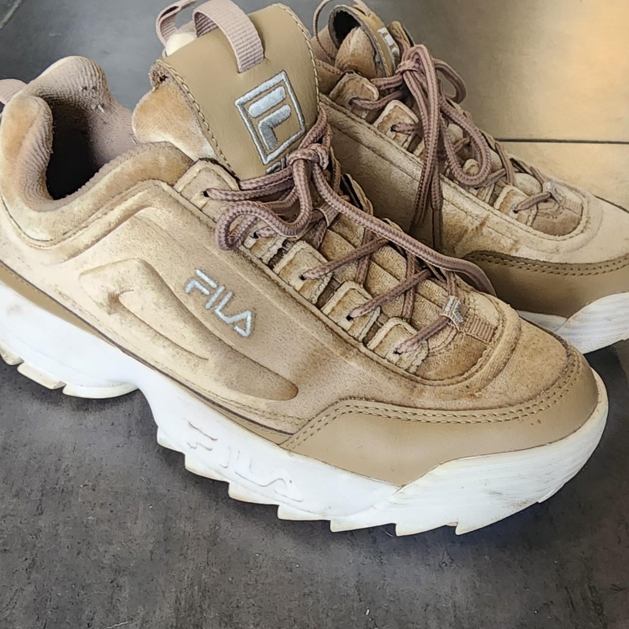 Fila Disruptor 2 EU 39 US 8 Womens Velvet beige. Depop