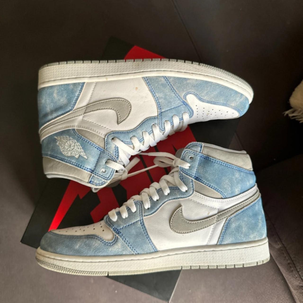 jordan 1 blue hyper