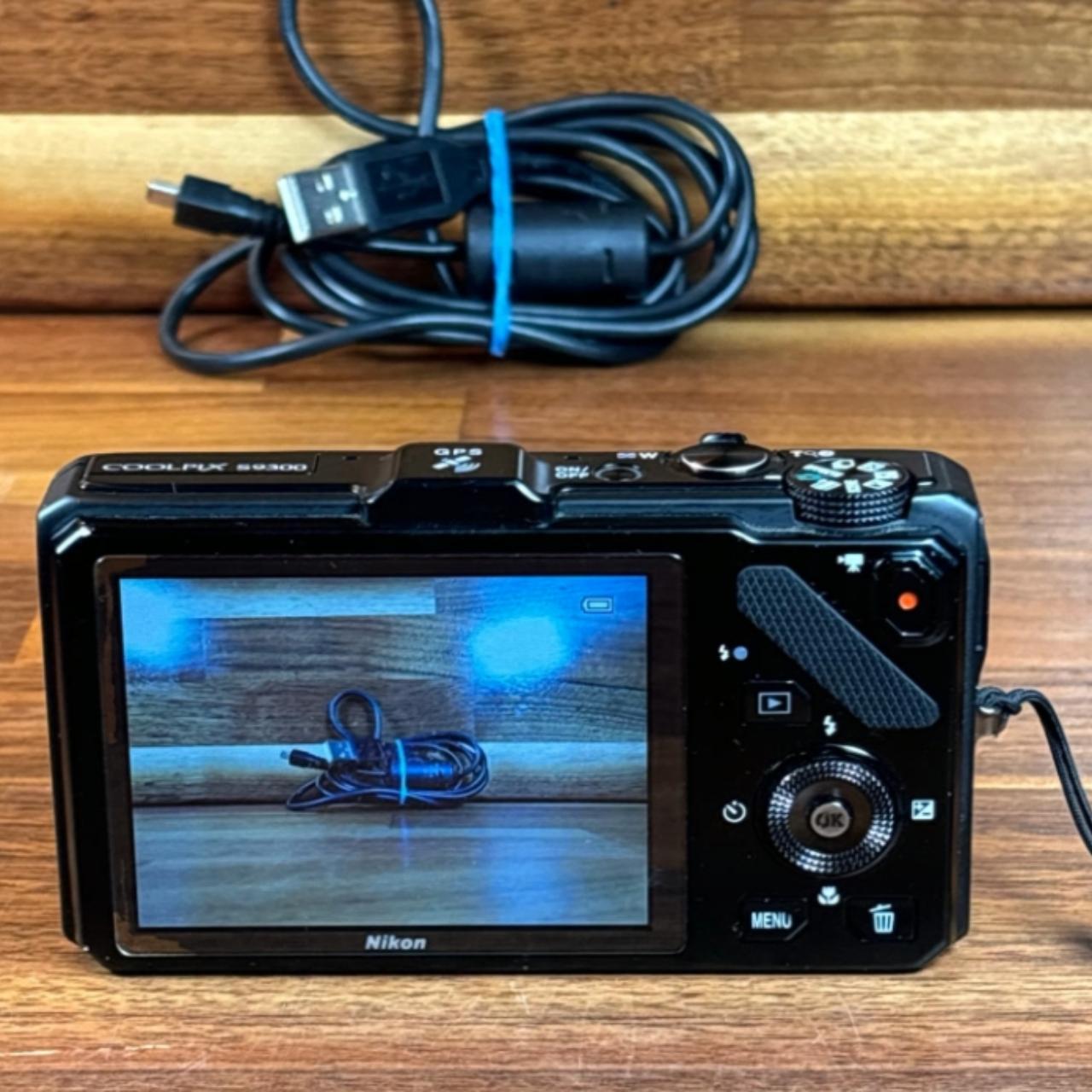 Nikon COOLPIX S9300 ブラック 充電器、箱付き Amazon | Nikon デジタルカメラ COOLPIX (クールピクス) S9300