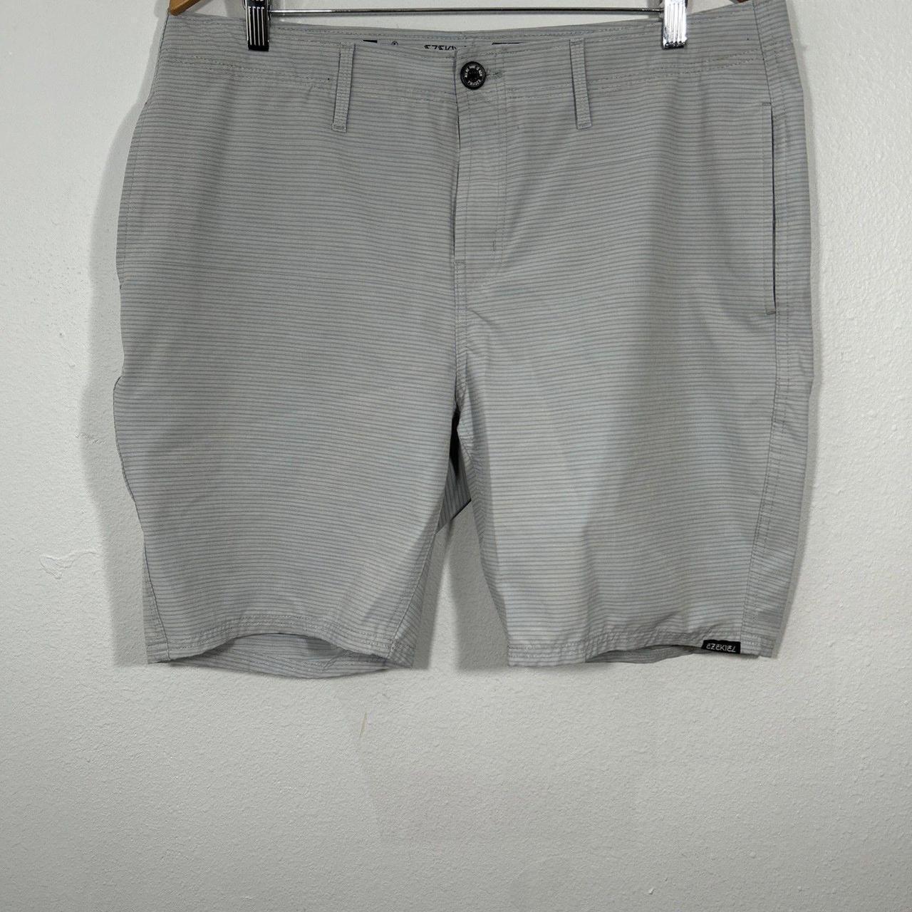 Source Unknown Men's Shorts - Grey - 38" – The Ez… - image 1