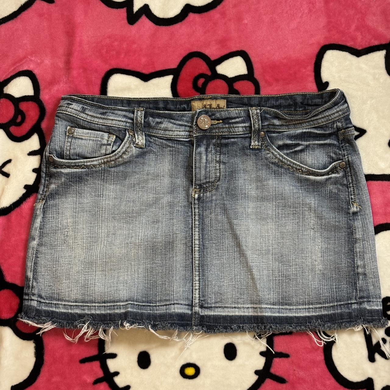 item listed by darling_1982