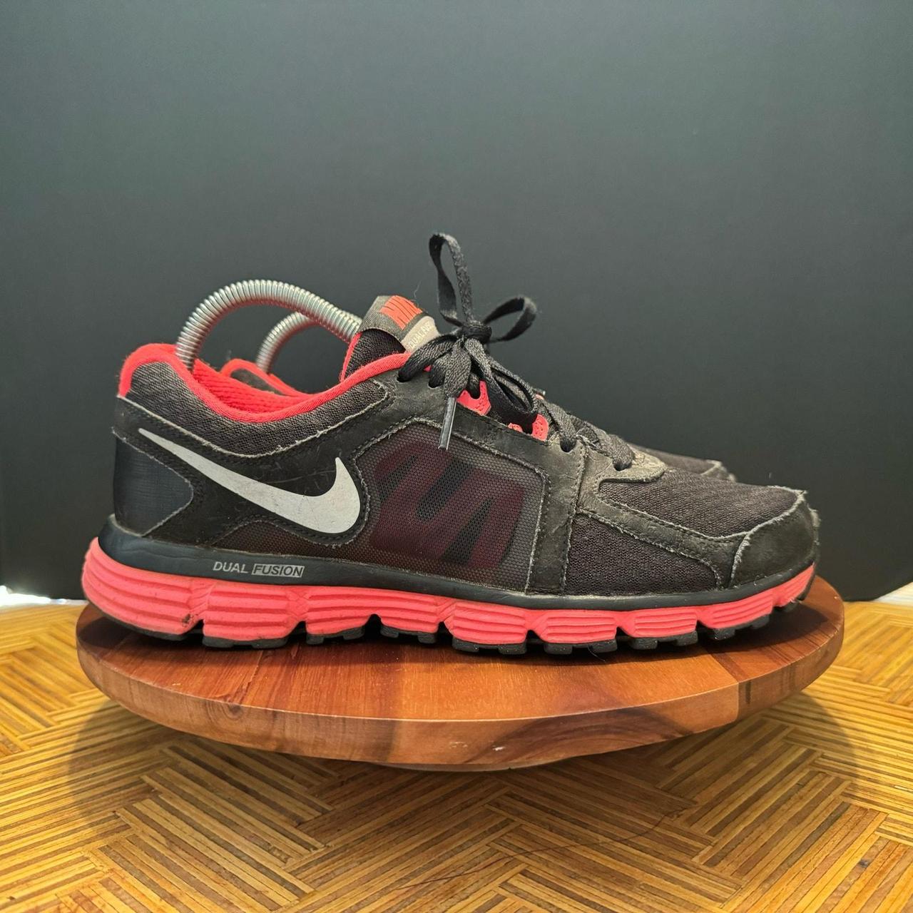 Nike dual fusion st2 women best sale