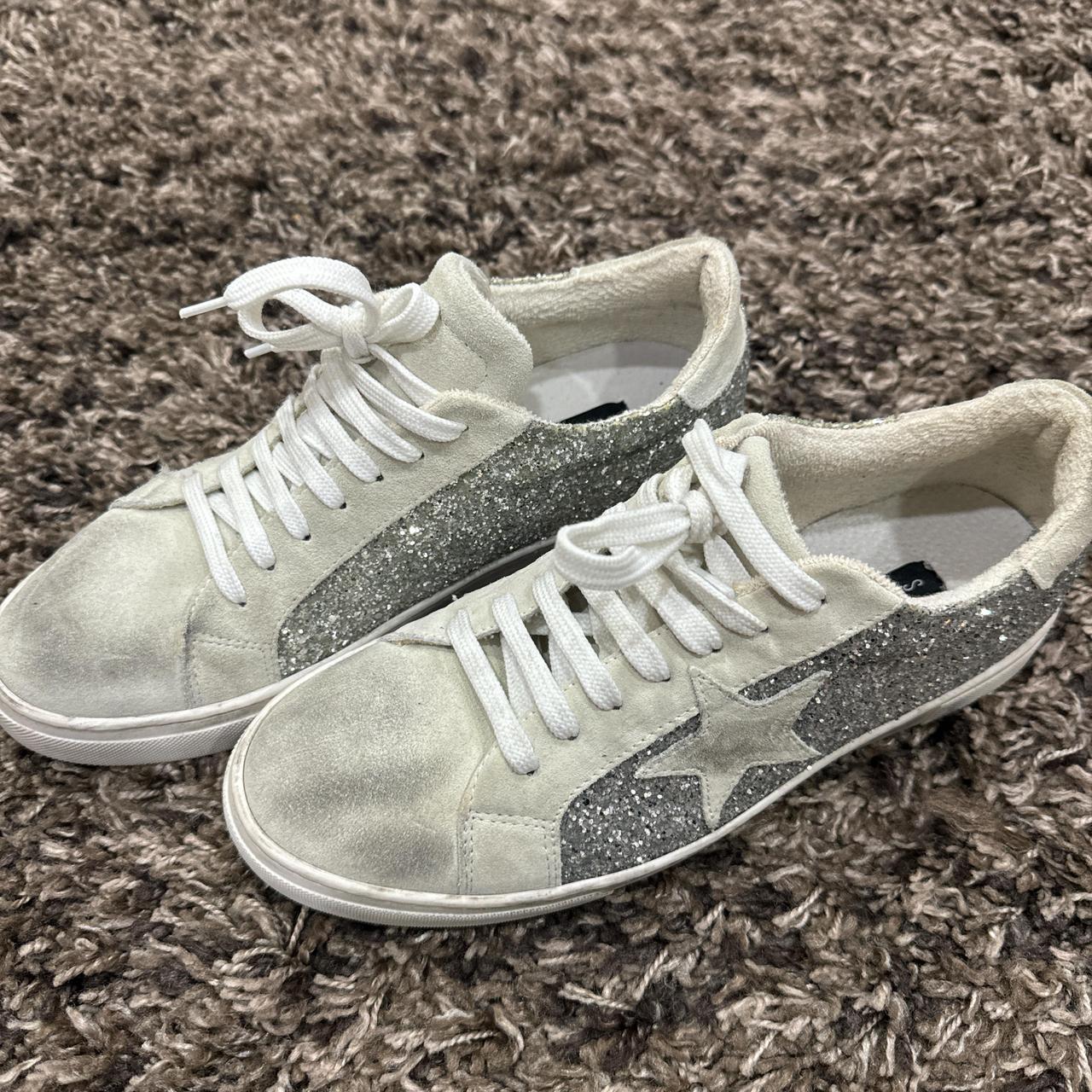 Fashion steve madden sneakers with stars