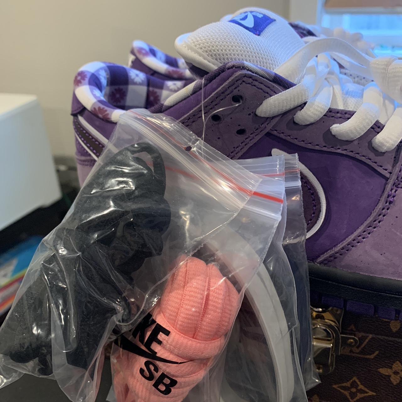 nike purple lobsters
