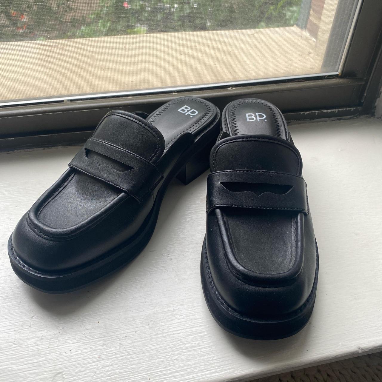 Size 6, BP open back Never worn! Does Depop