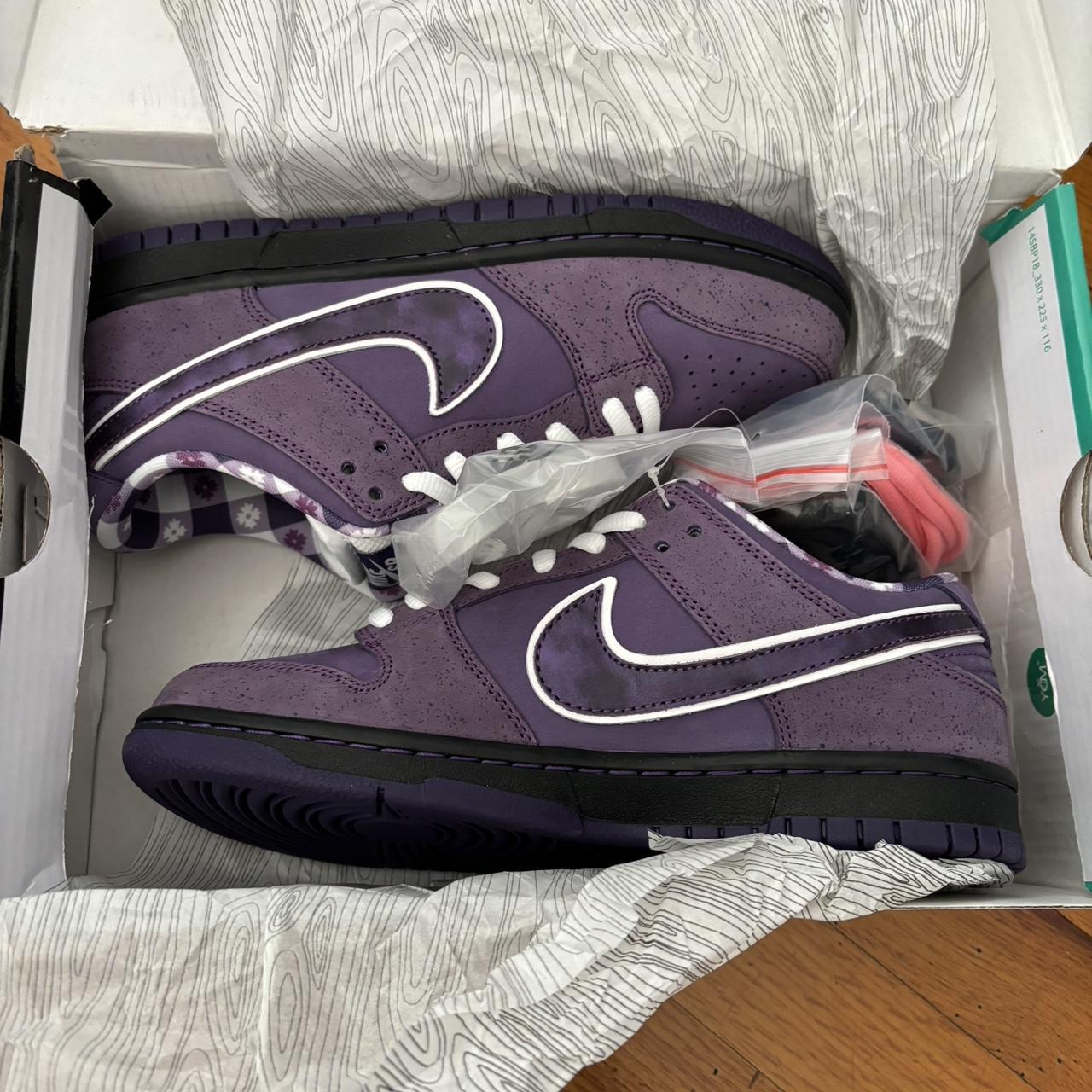Purple lobster dunks Box ripped Sz 8 Not worn Depop