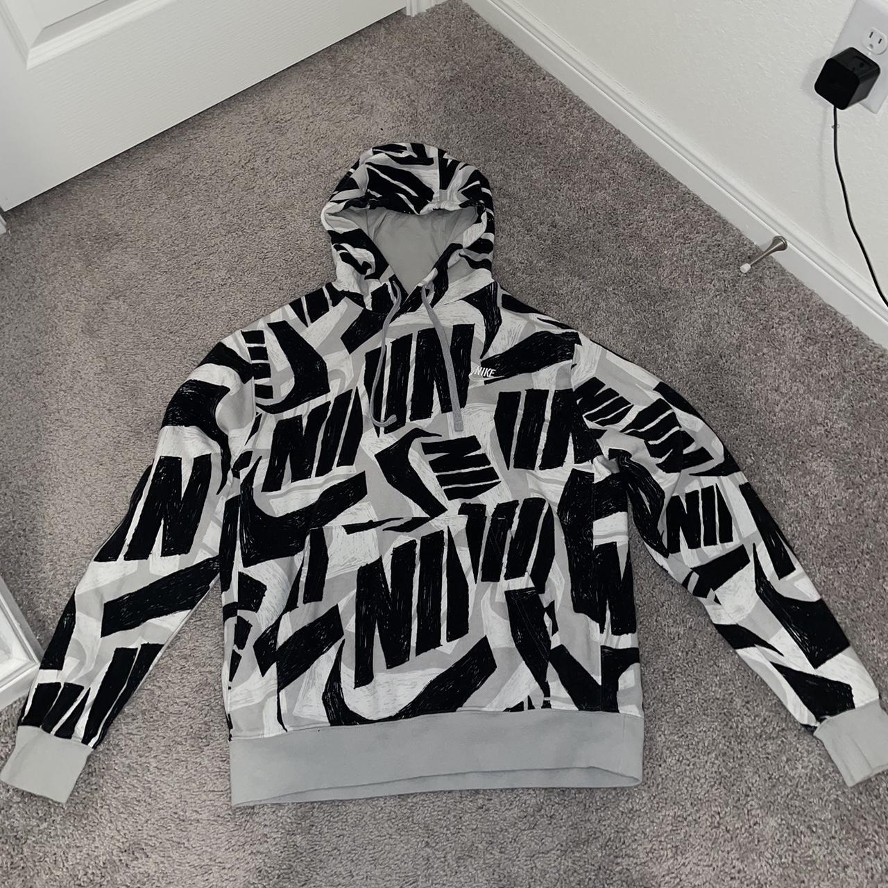 depop nike hoodie