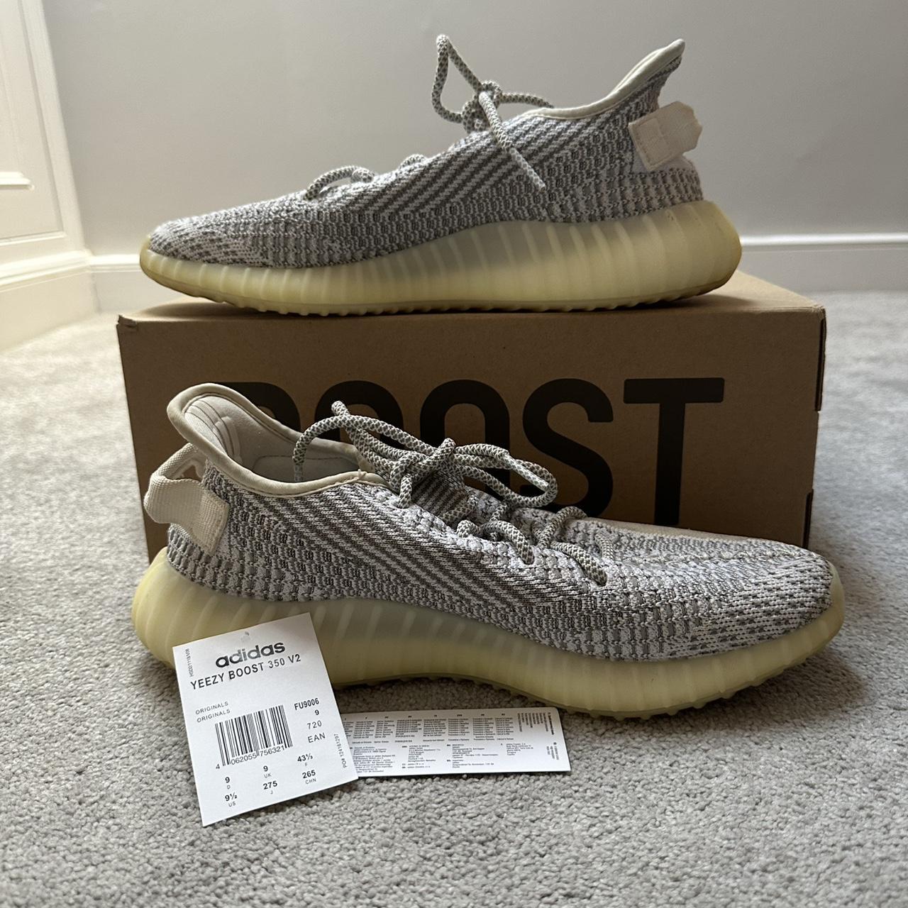 Yeezy 350 static UK 9 REPLICA box 9 10 condition