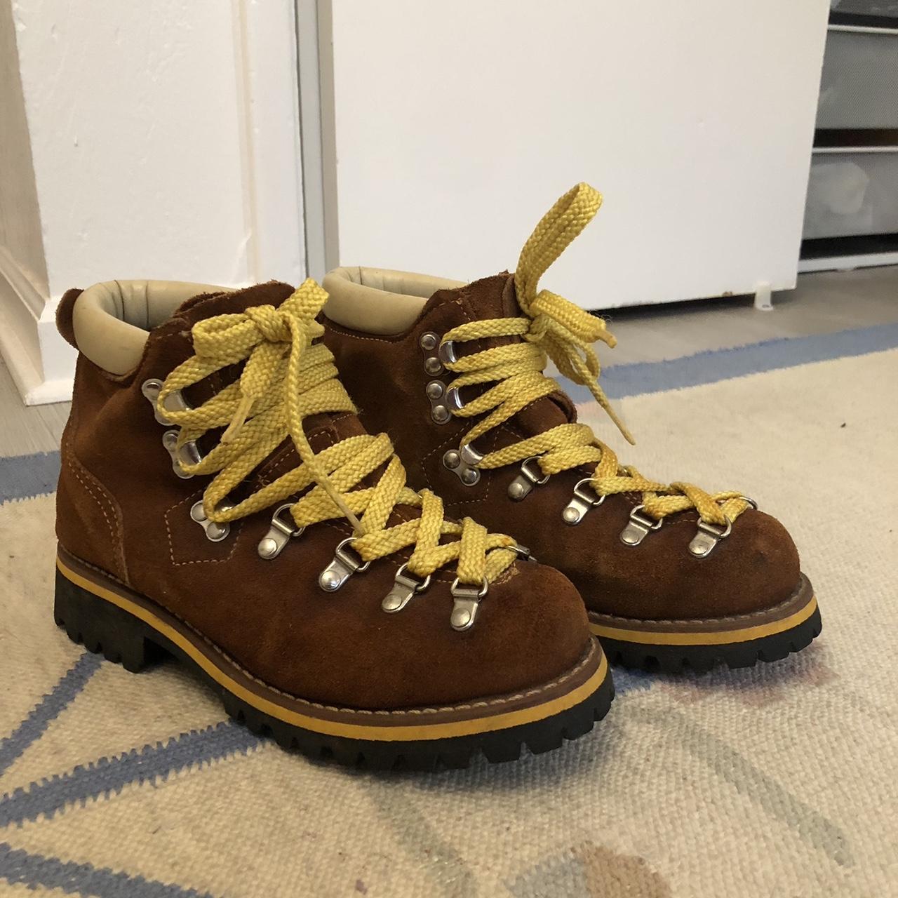 item listed by groovyjas6969