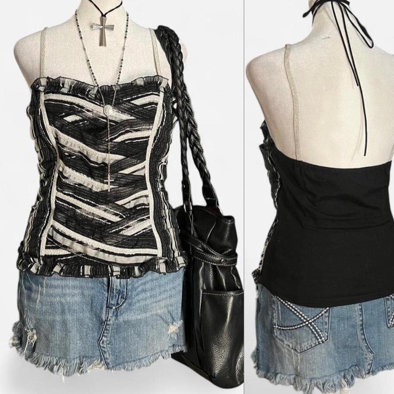item listed by drowningmysorrowz