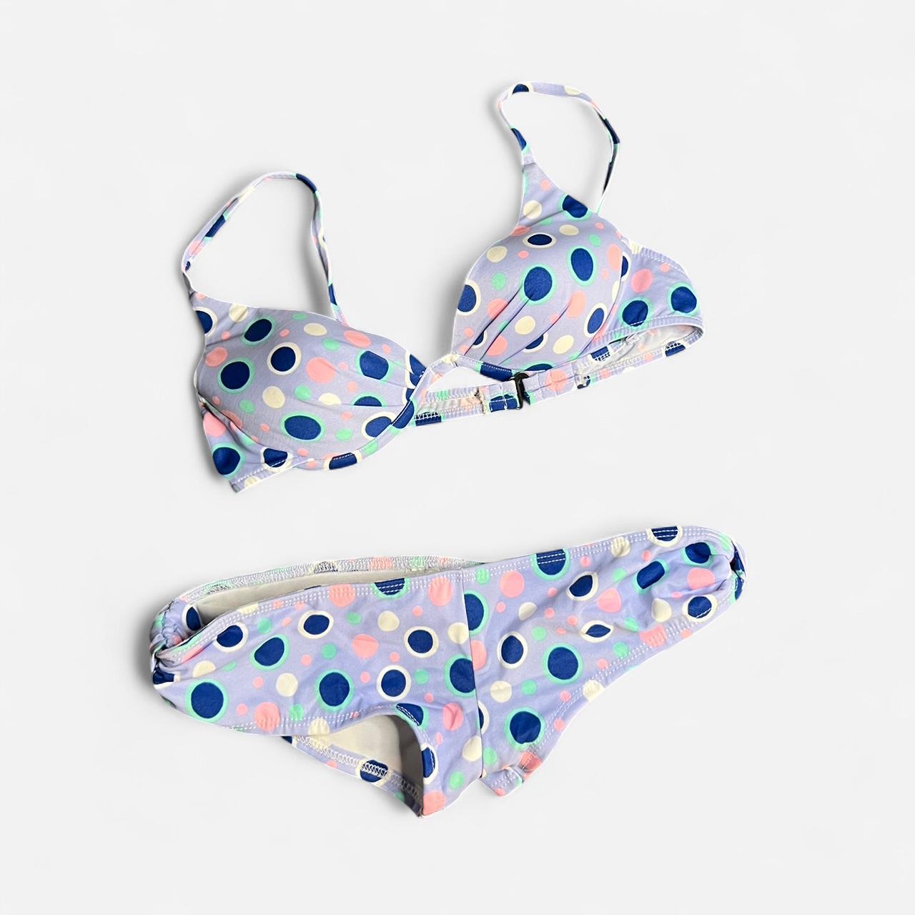 item listed by drowningmysorrowz